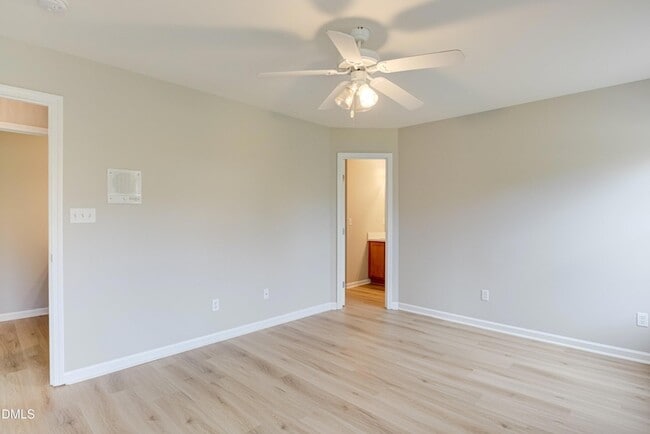 Building Photo - 228 Weststone Blvd