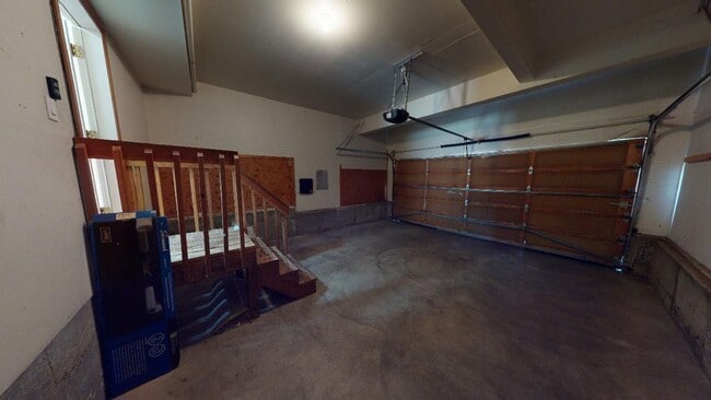 Building Photo - Tigard, Morning Hill - Summer Lake Neighborhood / Recently Updated, Pet Friendly