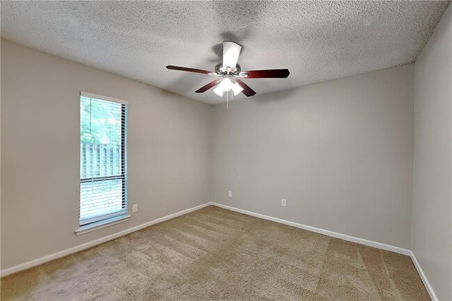 Building Photo - 2330 Post Creek Ct