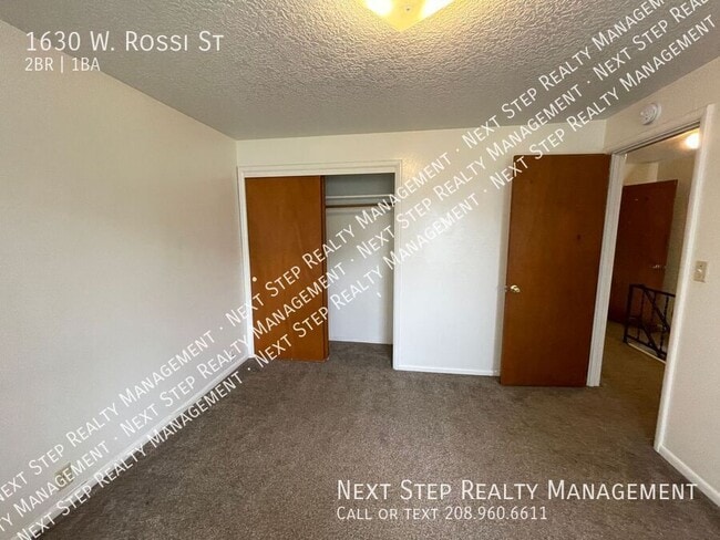 Building Photo - 1630 Rossi St