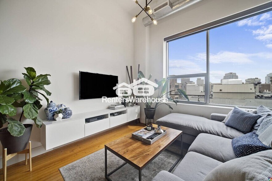 Building Photo - 500 Granby St