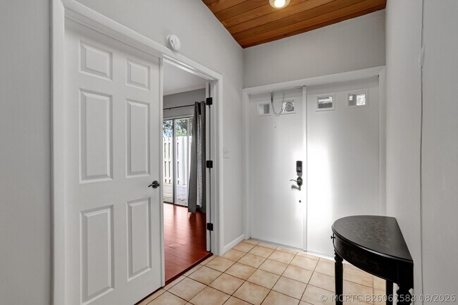 Building Photo - 22312 Whistling Pines Ln