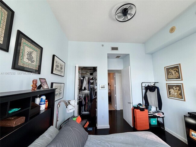 Building Photo - 185 SW 7th St