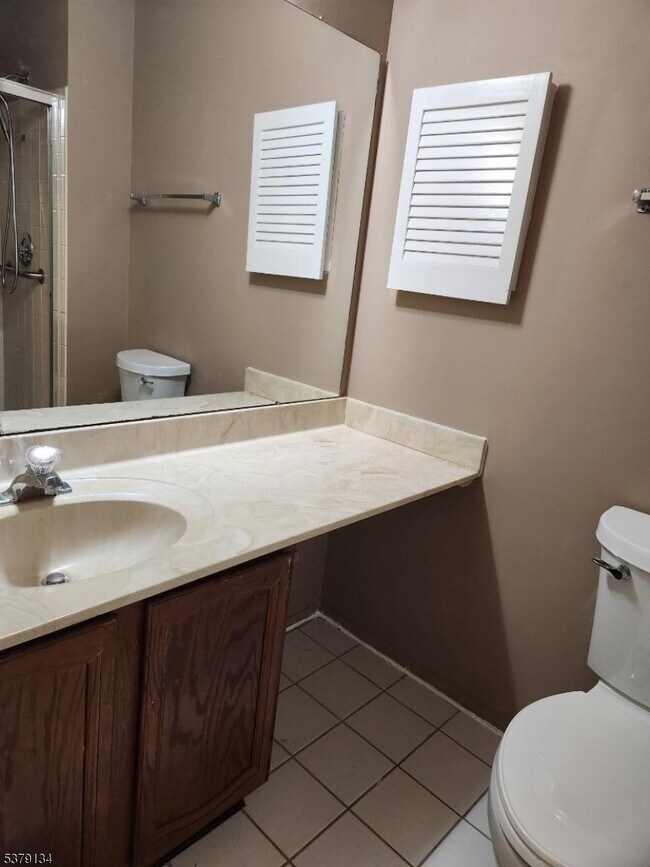 Building Photo - 263 Glastonbury Ln