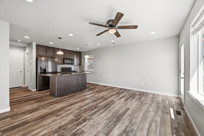 Building Photo - $2,245.95, 3 bed, 2.5 bath, located in Colorado Springs with a Balcony