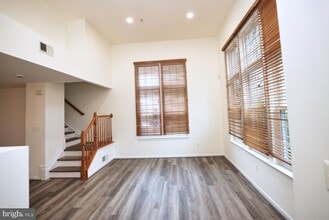 Building Photo - 42309 Onyx Terrace