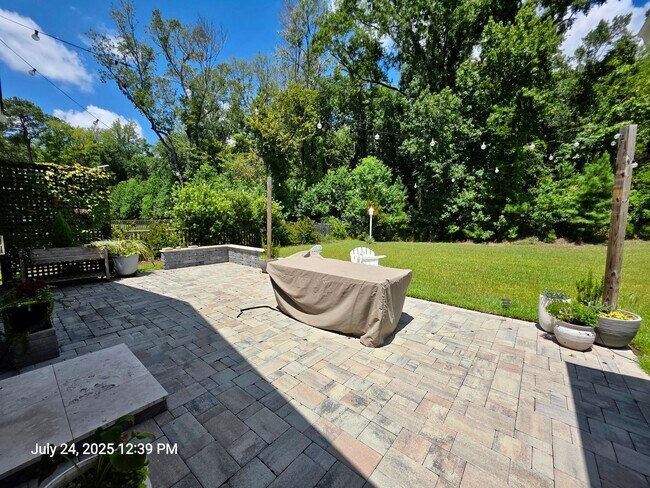 Building Photo - Like new 4 bedroom + loft - Stonoview - Jo...