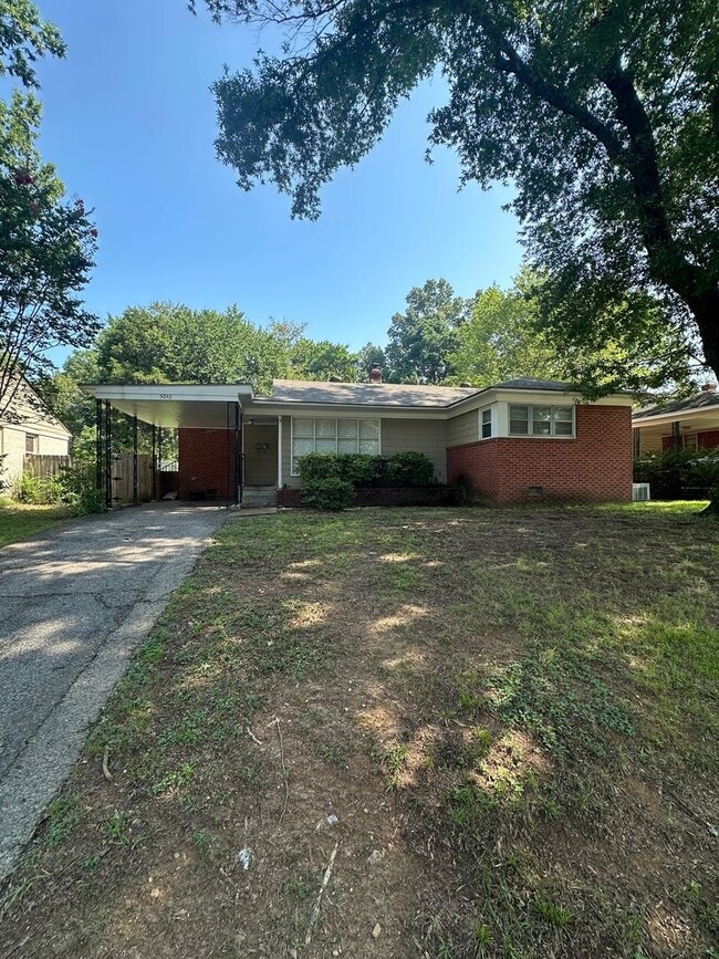 Building Photo - 3BD/1.5BA Home located in Colonial Acres!