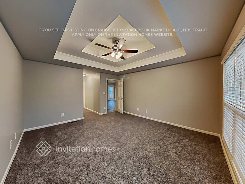 Building Photo - 844 Whitehaven Ln
