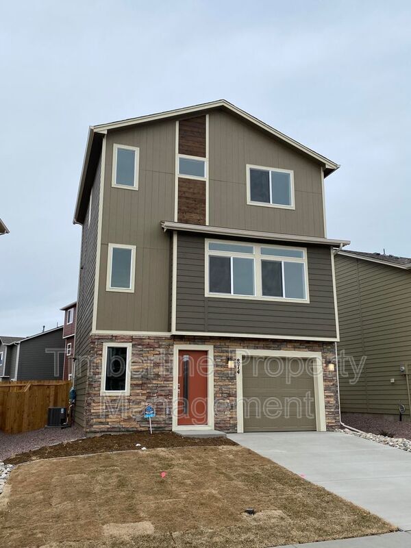 Building Photo - 874 Grissom Dr.