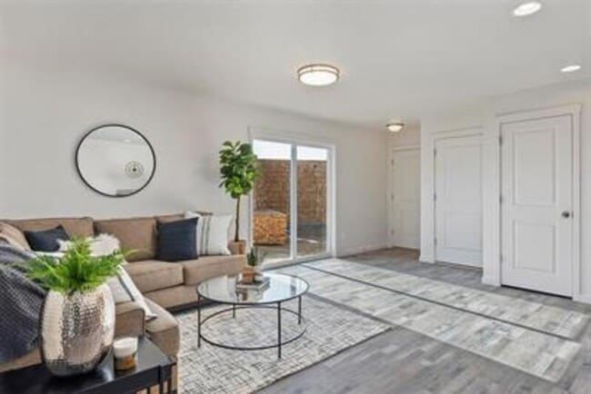 Building Photo - 40 S Drifter Loop