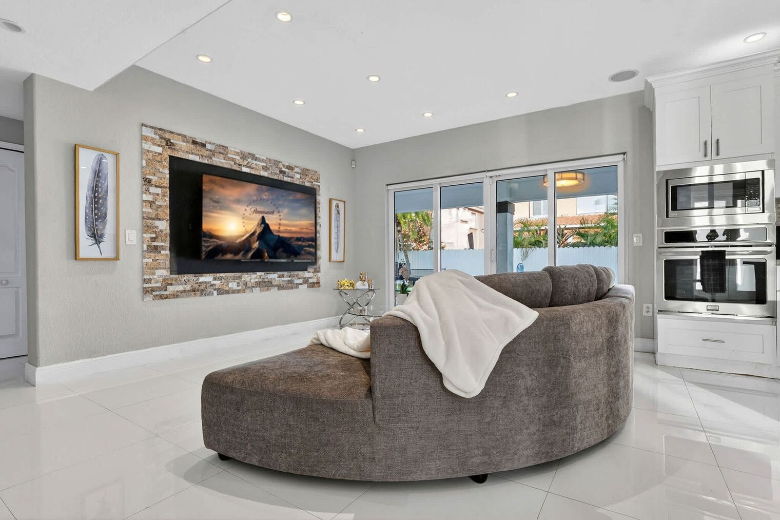 Building Photo - 5161 SW 159th Ct