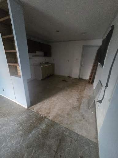 Building Photo - 1060 Water St