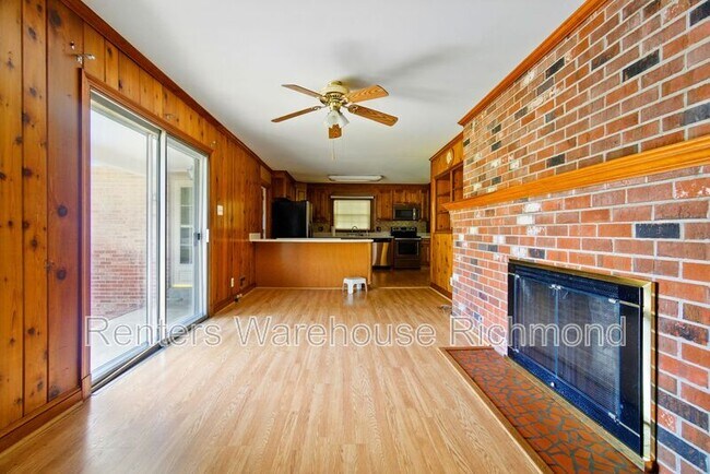 Building Photo - 4817 Stornoway Dr