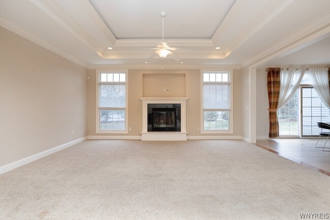 Building Photo - 9 Hidden Creek Ct