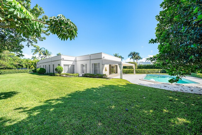 Building Photo - 157 Wells Rd