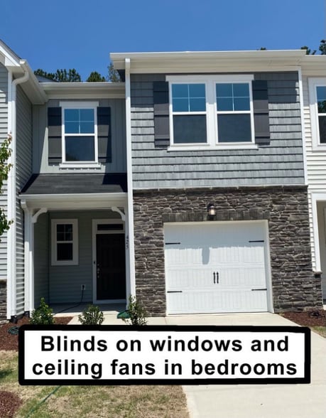 Primary Photo - 425 Hazy Hls Ln