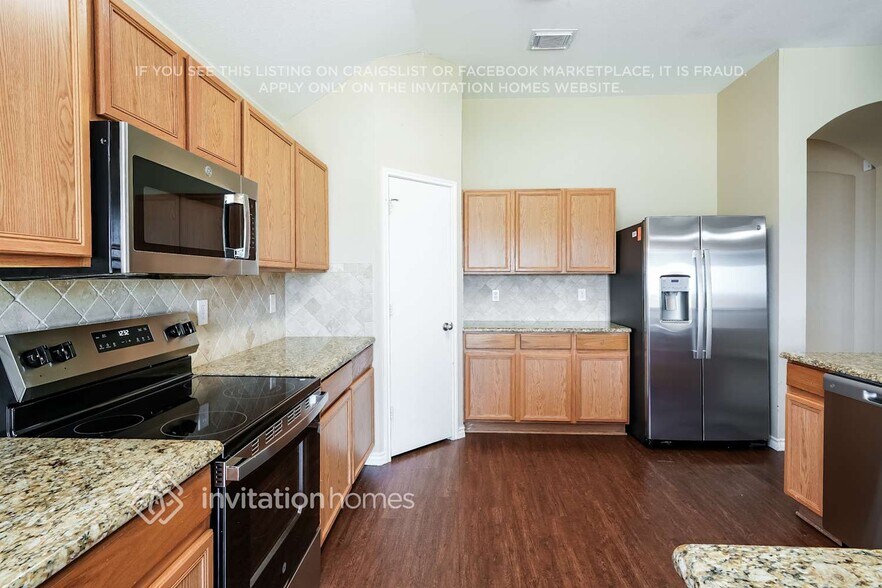 Building Photo - 7604 Longbow Ln