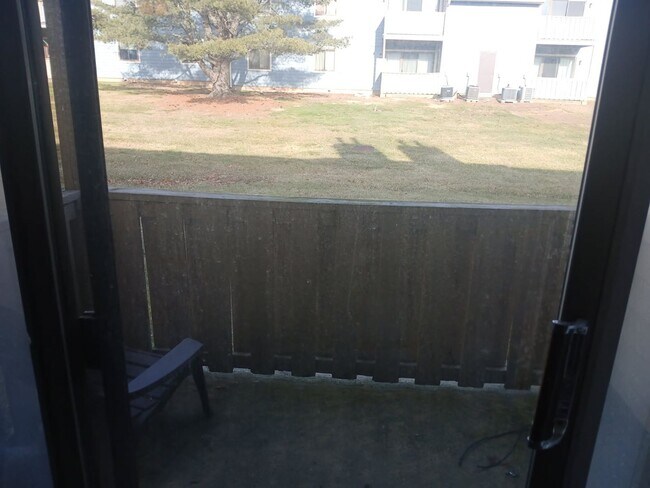 Building Photo - NORTH WALES 2BR WOOD HOLLOW CONDO AVAIL. IMMEDIATELY!