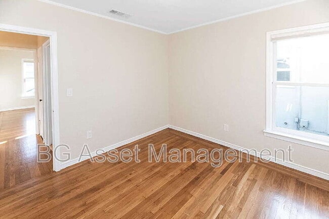 Building Photo - 317 Pomona Ave