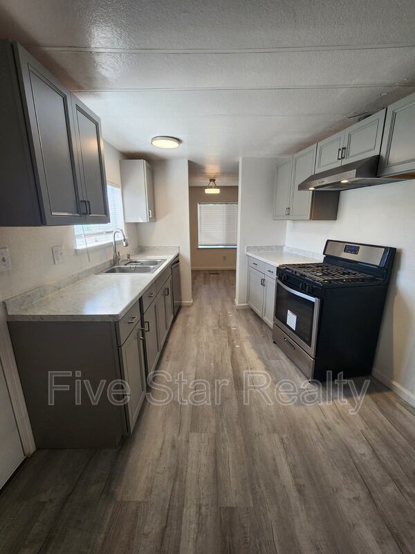 Building Photo - 6184 Mapes Way