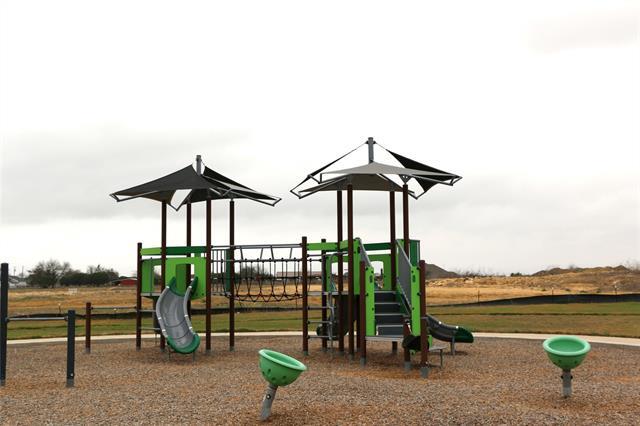 Building Photo - 941 Tesslynn Ave