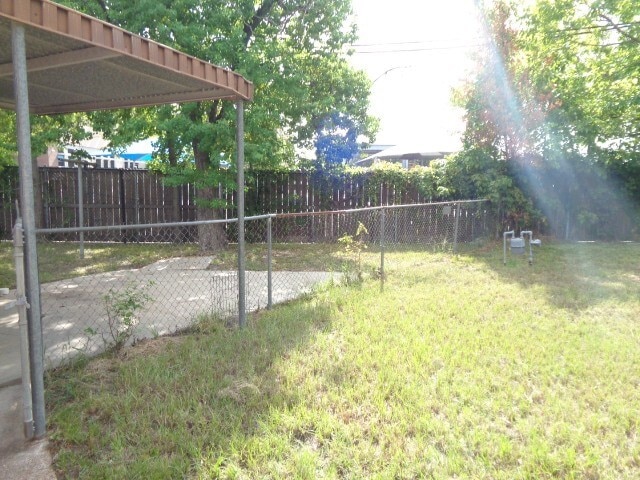 Building Photo - 3012 Barksdale Dr