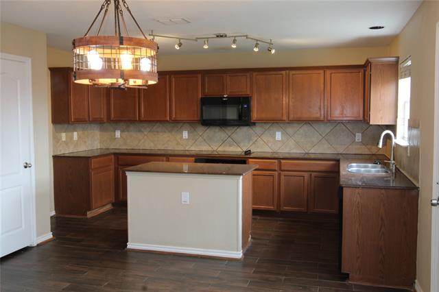 Building Photo - 2435 Castle Pines Dr