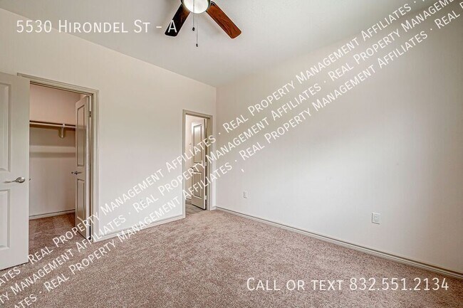 Building Photo - 5530 Hirondel