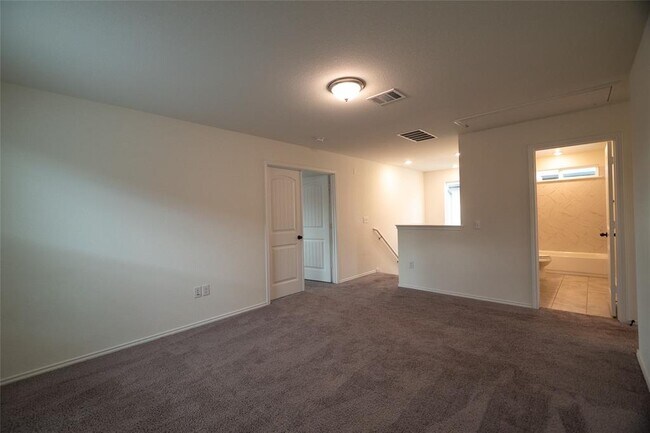 Building Photo - 6408 Carriage Pines Dr