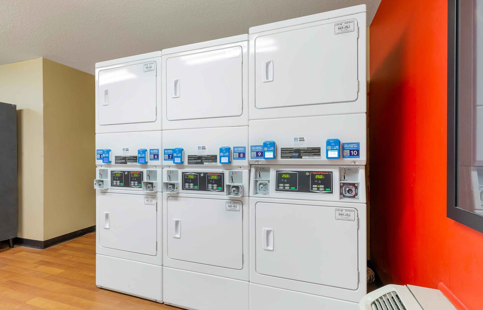 Building Photo - Furnished Studio-Baltimore - BWI Airport -...