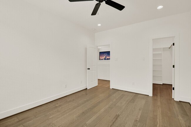 Building Photo - 6635 T C Jester Blvd