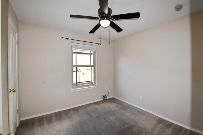 Building Photo - 14229 Poets Rock Ln