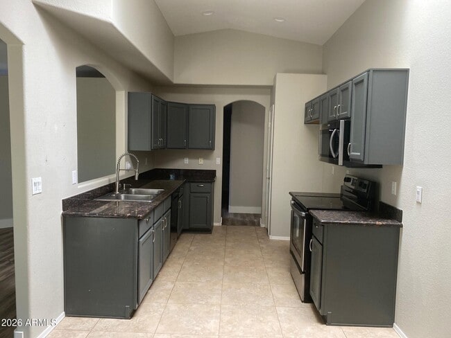 Building Photo - 1814 S Essex Cir