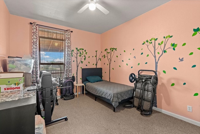 Building Photo - Navajo