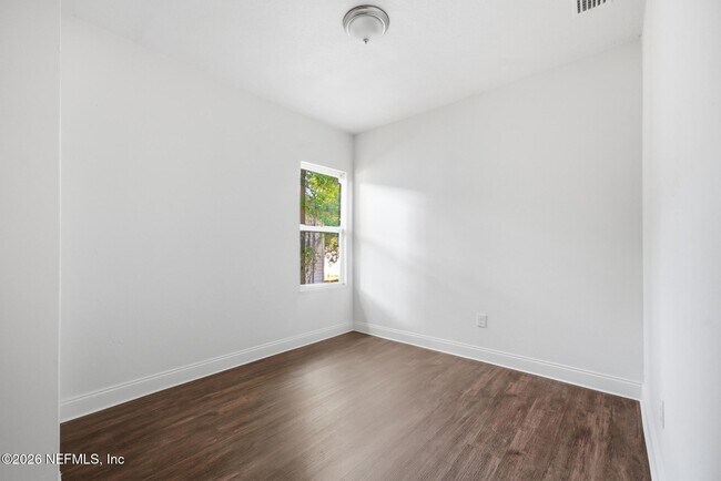 Building Photo - 6945 Nelms St