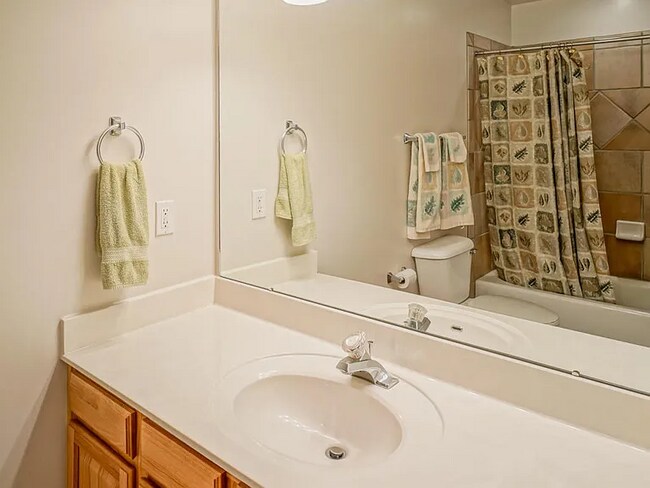 Building Photo - 8709 Tierra Alegre Dr NE