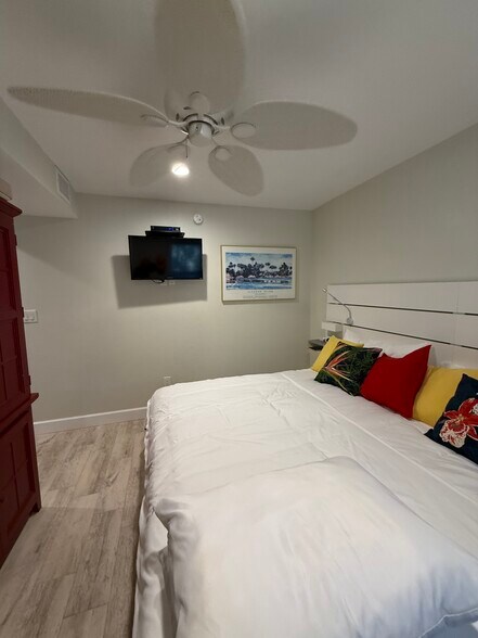 Building Photo - 30 SE Valare Ln