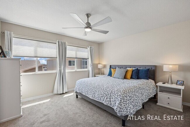 Building Photo - 7446 Marbled Wood Pt