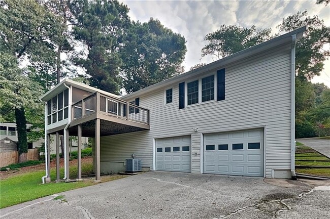 Building Photo - 291 N Briar Ridge