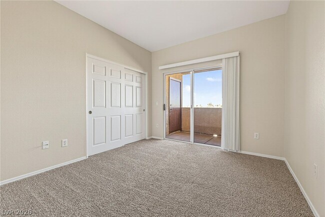 Building Photo - 1050 E Cactus Ave