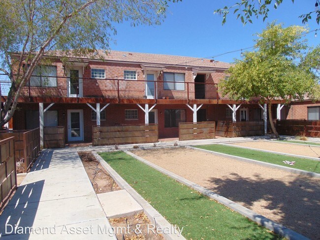 Building Photo - 1810 N 16th St