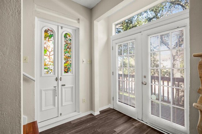 Building Photo - 6726 Lancret Hill Dr