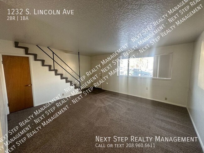 Building Photo - 1232 S Lincoln Ave