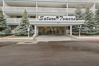 Building Photo - Live Above It All at the Satellite Condo 1 bed 1 bath!