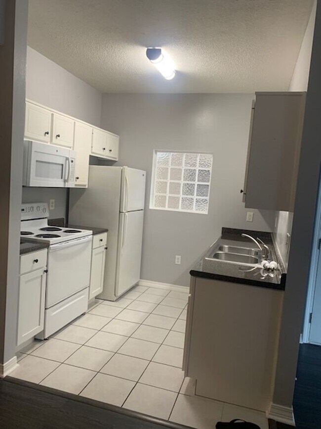 Primary Photo - Charming First Floor Condo