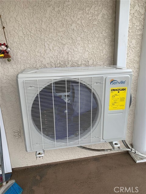 Building Photo - 4002 C. Sonora