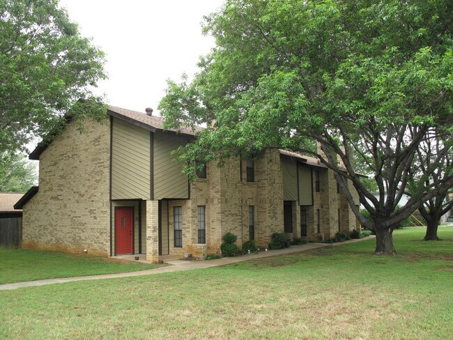 Building Photo - RKD