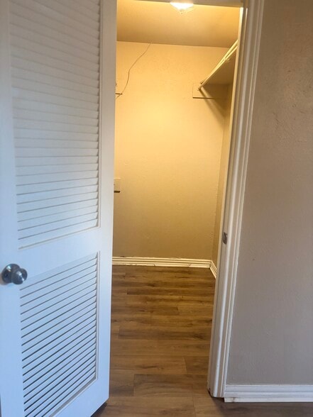 Building Photo - 1148 White Lake Ct