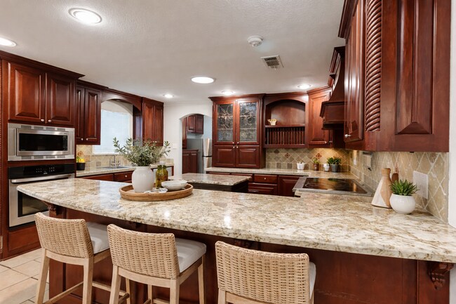 Building Photo - Spacious 4BR Home in Denton | Fireplace, Fenced Yard, Covered Patio + Near UNT